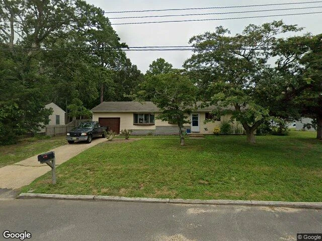 House image located at Bayville, NJ 08721