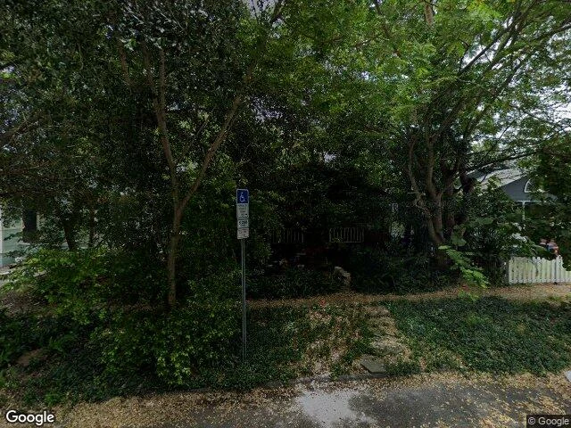 House image located at Saint Petersburg, FL 33713