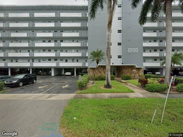 House image located at Hallandale, FL 33009