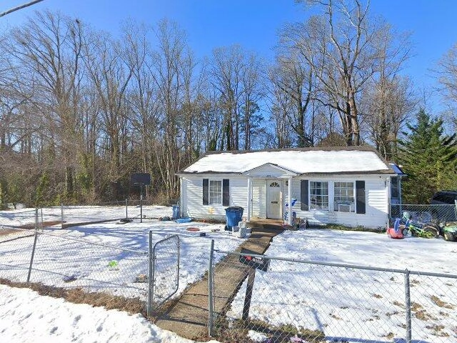 House image located at Hickory, NC 28602