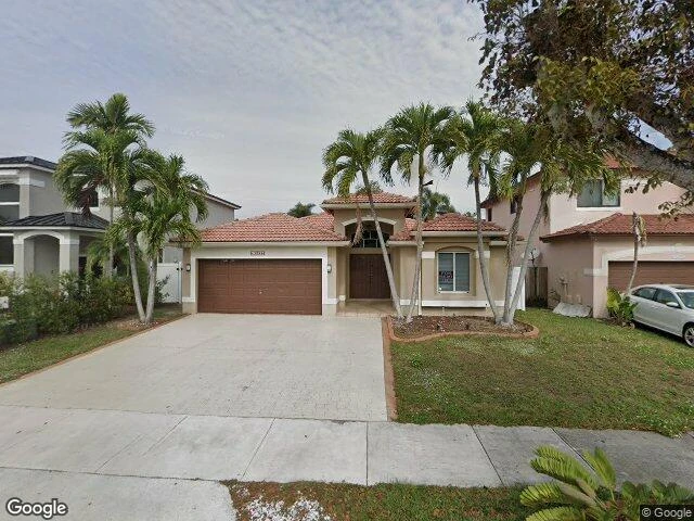 House image located at Miami, FL 33193