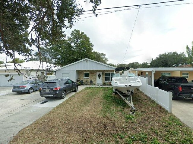 House image located at Tampa, FL 33614