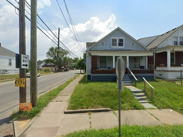 House image located at Louisville, KY 40210