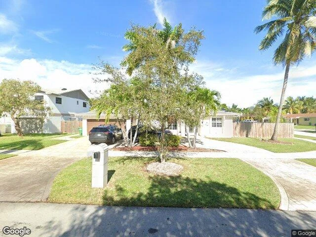 House image located at Miami, FL 33189