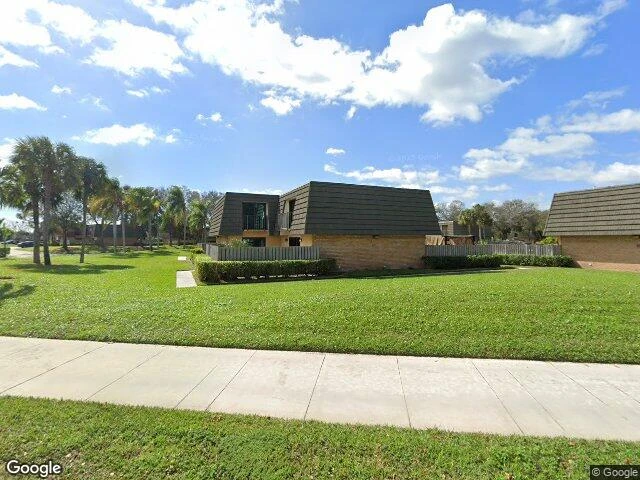 House image located at West Palm Beach, FL 33407