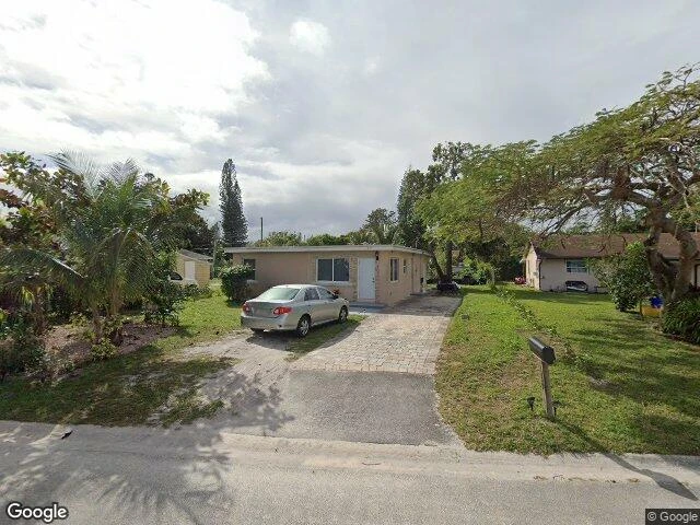 House image located at West Palm Beach, FL 33406