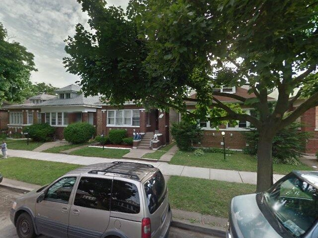 House image located at Chicago, IL 60617