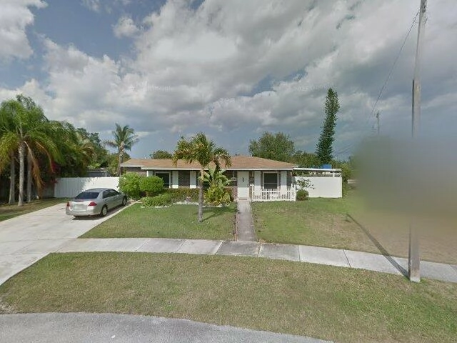House image located at Miami, FL 33157