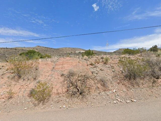 House image located at La Luz, NM 88337