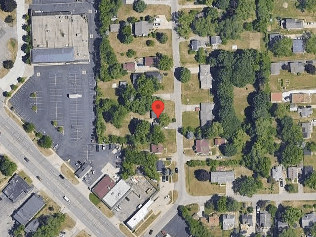House image located at Waterford, MI 48329