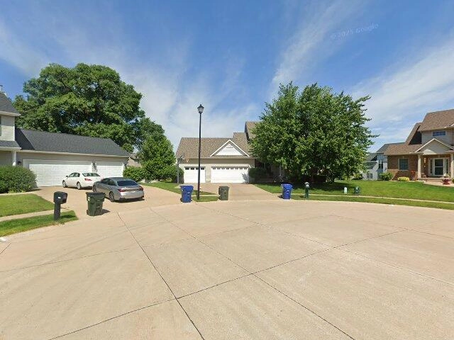 House image located at Davenport, IA 52807