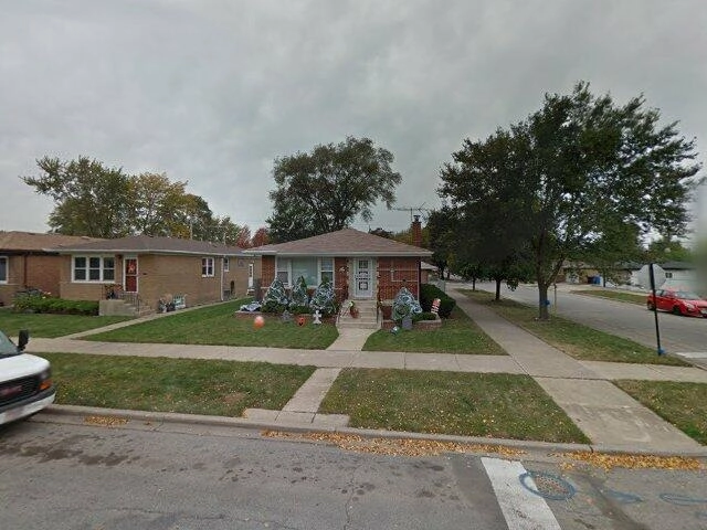 House image located at Chicago, IL 60633