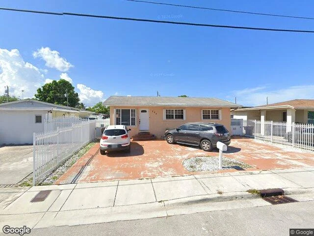House image located at Hialeah, FL 33013