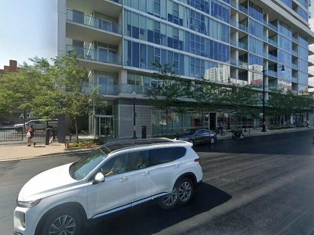 House image located at Chicago, IL 60616