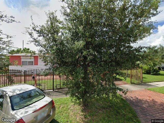 House image located at Miami, FL 33150