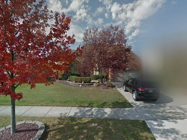House image located at Macomb, MI 48044