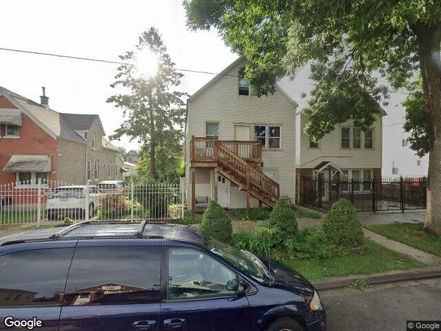 House image located at Chicago, IL 60609