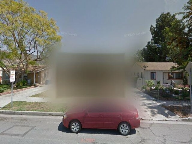 House image located at Burbank, CA 91504