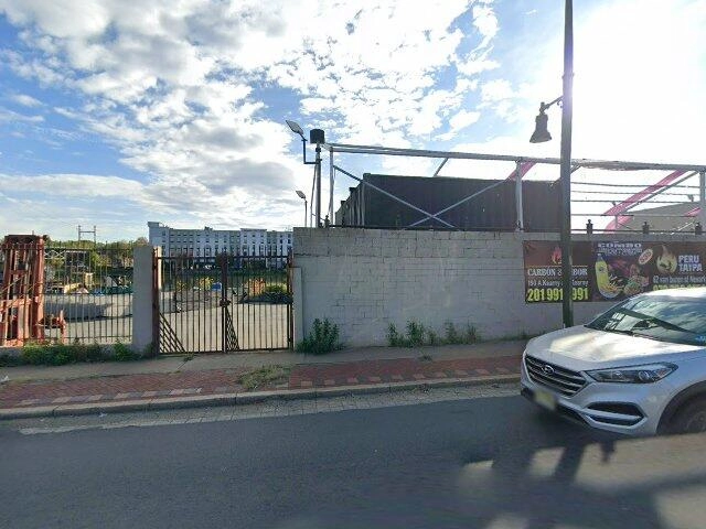 House image located at Newark, NJ 07102