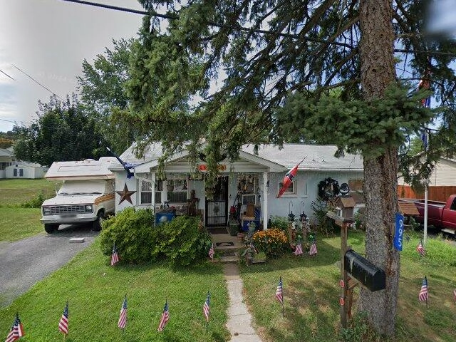 House image located at Etters, PA 17319