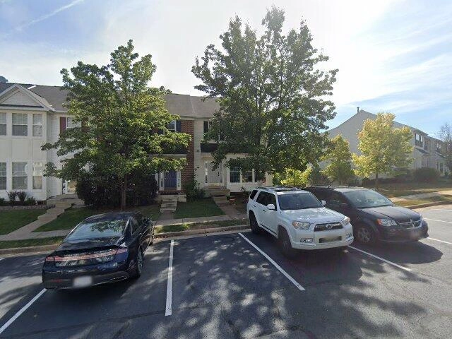 House image located at Ashburn, VA 20147
