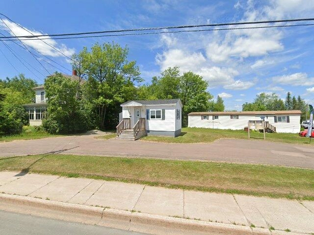 House image located at Franklin, NH 03235