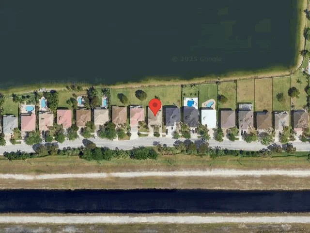 House image located at Hollywood, FL 33027