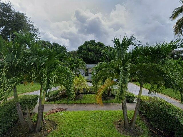 House image located at Miami, FL 33161