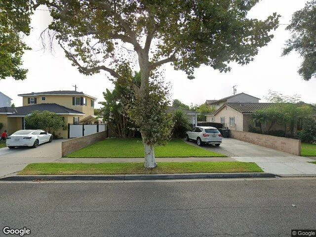 House image located at Lakewood, CA 90712