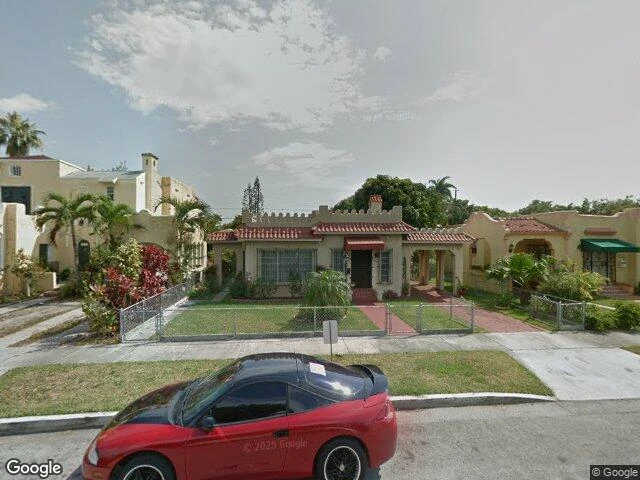 House image located at Miami, FL 33135