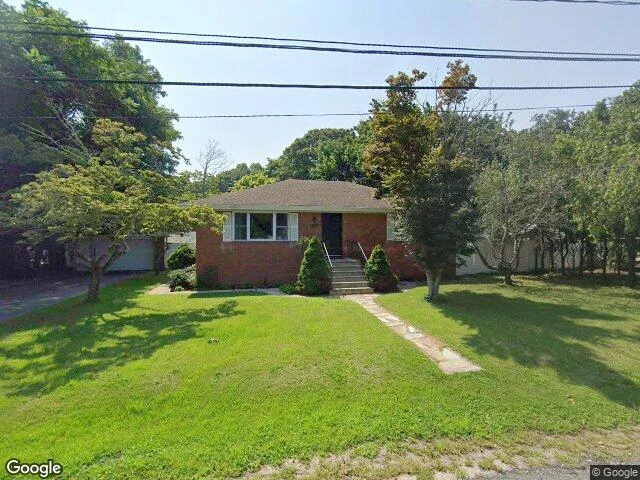 House image located at Wading River, NY 11792