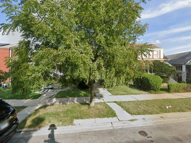 House image located at Chicago, IL 60628