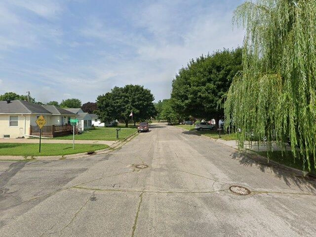 House image located at Saint Petersburg, FL 33712