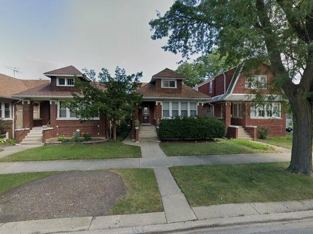 House image located at Chicago, IL 60630