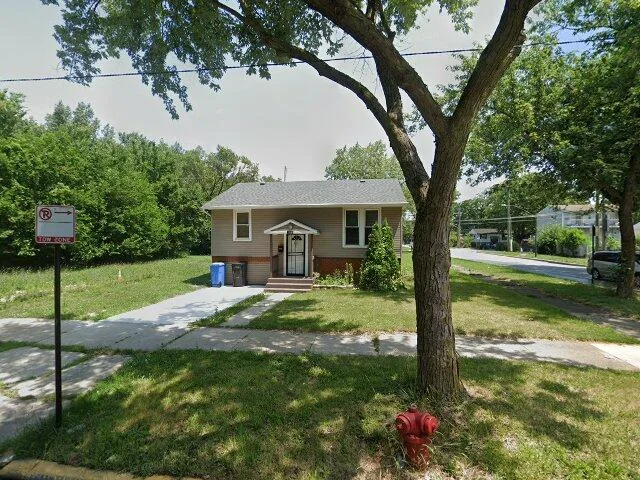 House image located at Riverdale, IL 60827