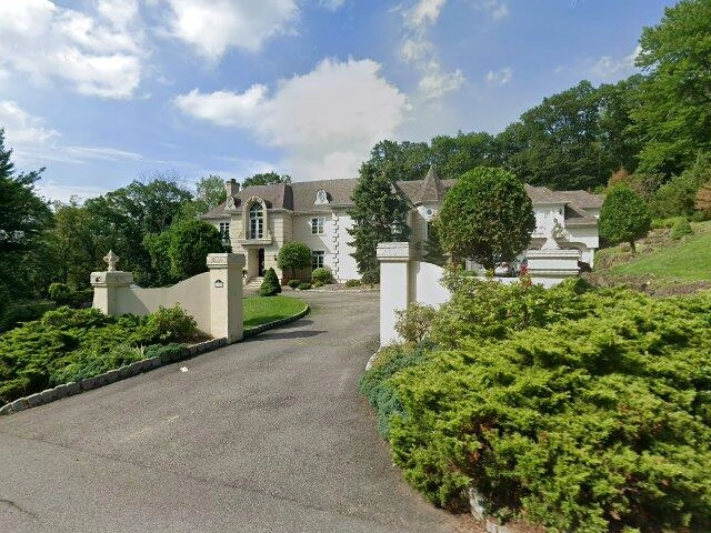 House image located at Alpine, NJ 07620