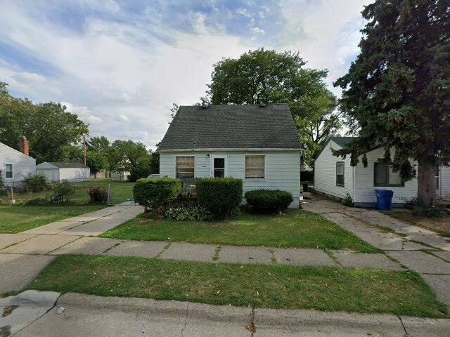 House image located at Warren, MI 48091