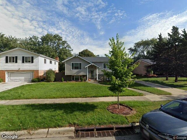 House image located at Addison, IL 60101