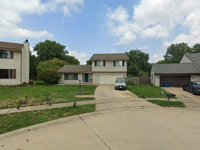 House image located at Champaign, IL 61822