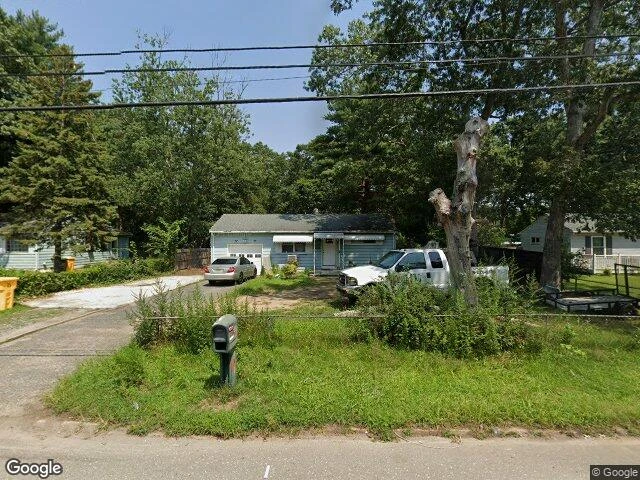 House image located at Lakewood, NJ 08701