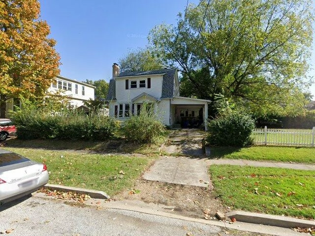 House image located at Alton, IL 62002