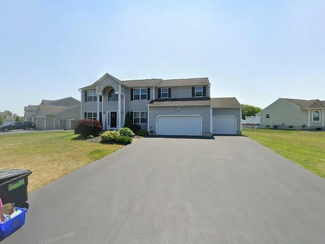 House image located at Cicero, NY 13039