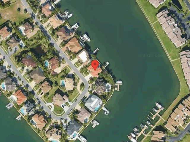 House image located at Saint Petersburg, FL 33707