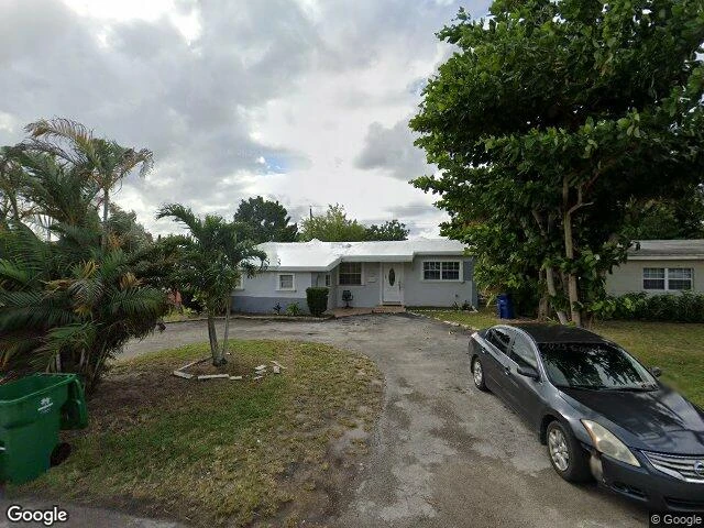 House image located at Hollywood, FL 33023