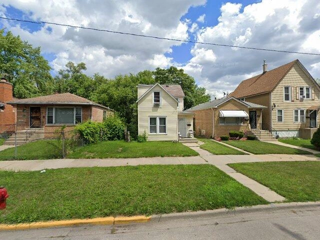 House image located at Chicago, IL 60628