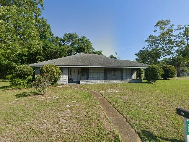 House image located at Gulfport, MS 39507