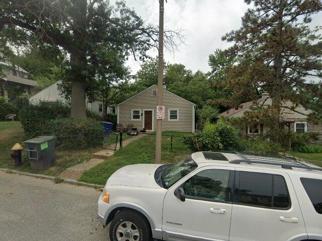 House image located at Saint Louis, MO 63139