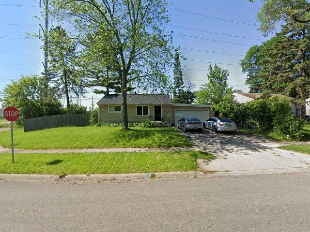 House image located at Waukegan, IL 60087