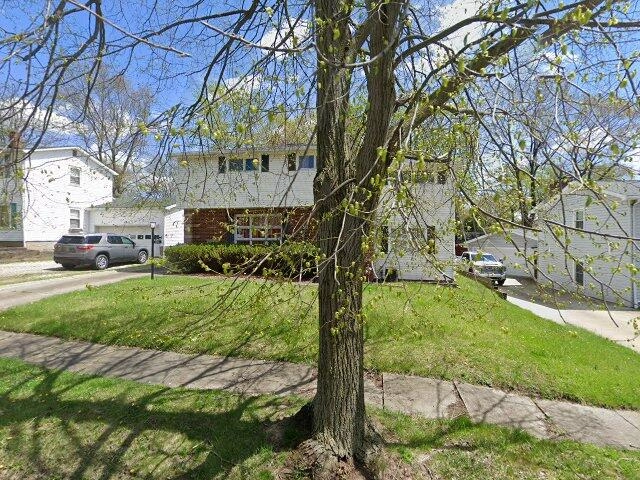 House image located at Akron, OH 44313