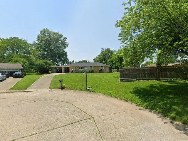 House image located at Indianapolis, IN 46217